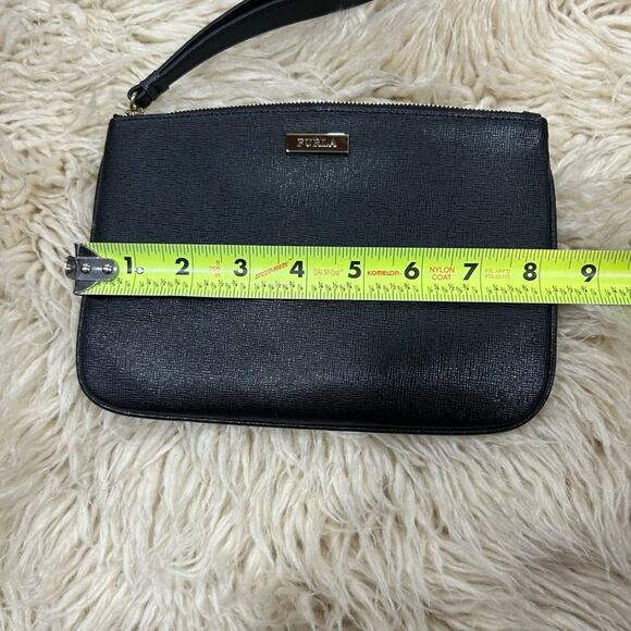 Furla Black Leather Joli wristlet New with tag - Picture 5 of 9